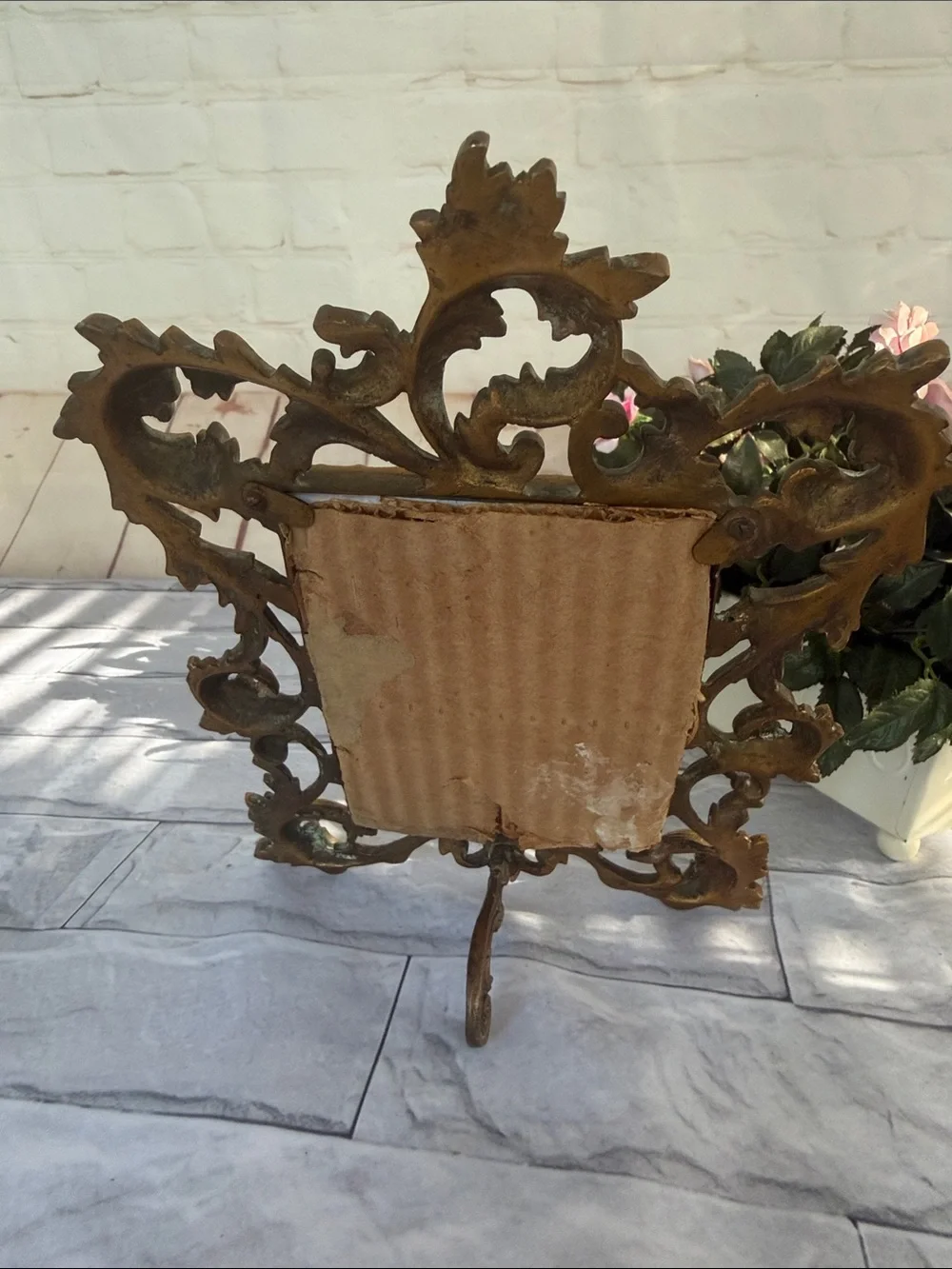 Antique Victorian ornate heavy brass picture frame folding footed 7.5”X10.5”